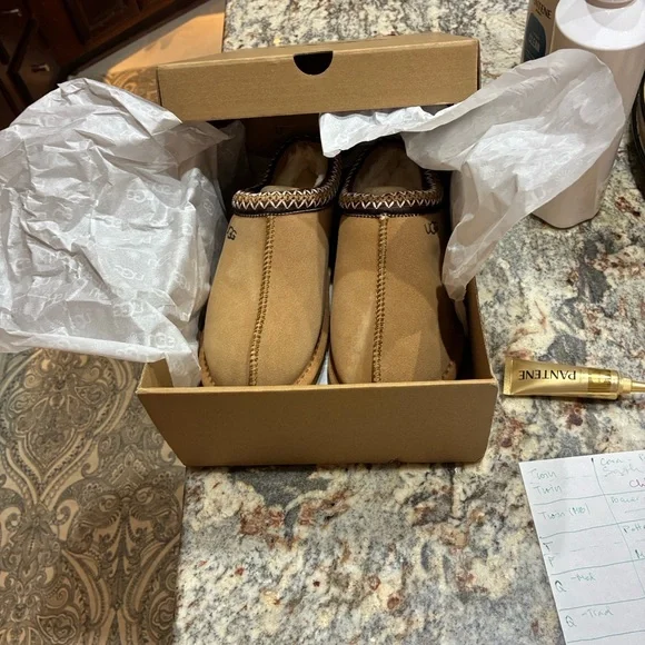 UGG Chestnut Slip-On Tasman II - Picture 2 of 3